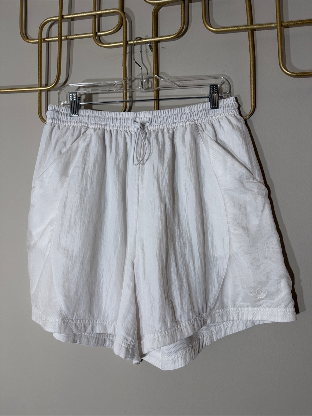 Adidas vintage est. sz 10/ Medium White Shorts
